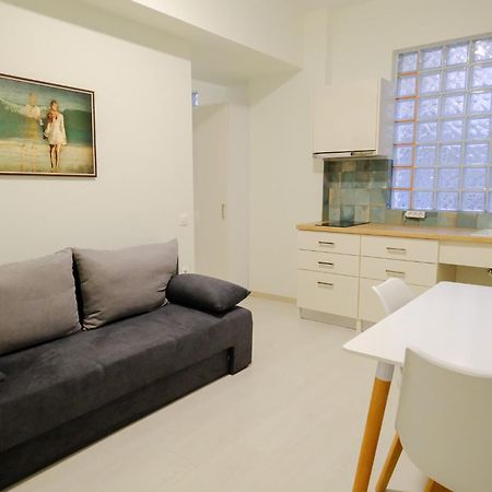 Parasiou Studios 103 Διαμερίσματα Στο Κέντρο Της Πόλης Комотини Экстерьер фото