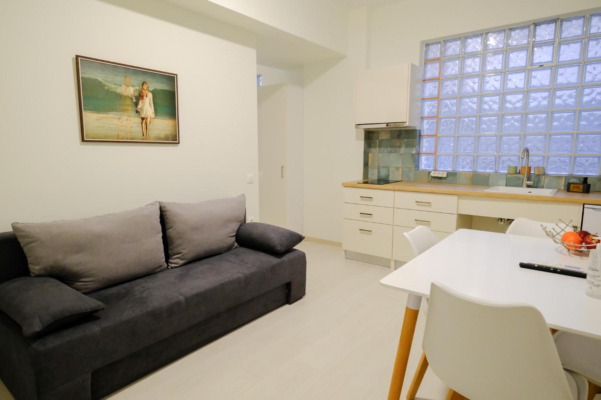 Parasiou Studios 103 Διαμερίσματα Στο Κέντρο Της Πόλης Комотини Экстерьер фото