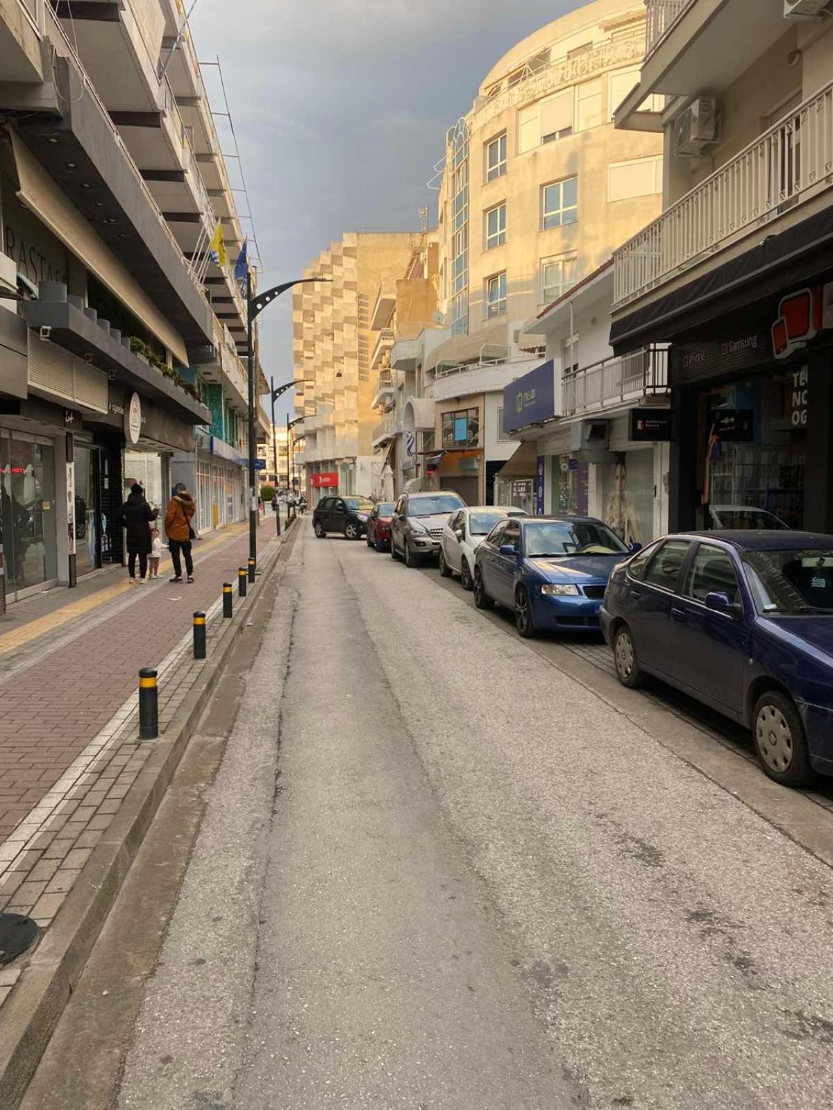 Parasiou Studios 103 Διαμερίσματα Στο Κέντρο Της Πόλης Комотини Экстерьер фото